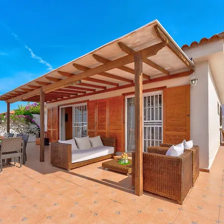 Bella 3-bedroom With Private Pool And Spacious Patio Overlooking Ocean * Callao Salvaje