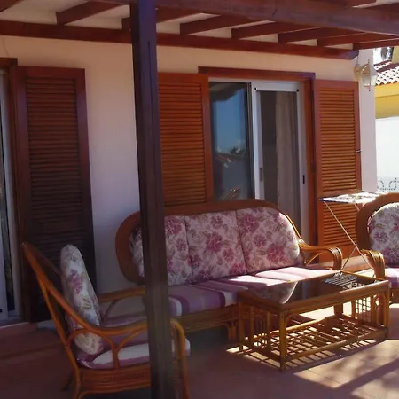 Bella 3-bedroom With Private Pool And Spacious Patio Overlooking Ocean Callao Salvaje