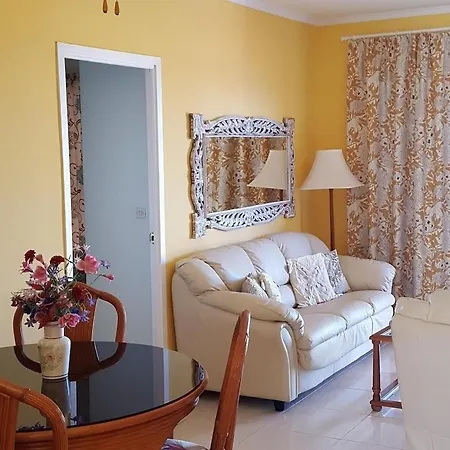 Villa Bella 3-bedroom With Private Pool And Spacious Patio Overlooking Ocean