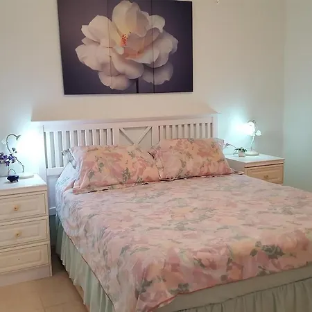 Villa Bella 3-bedroom With Private Pool And Spacious Patio Overlooking Ocean *